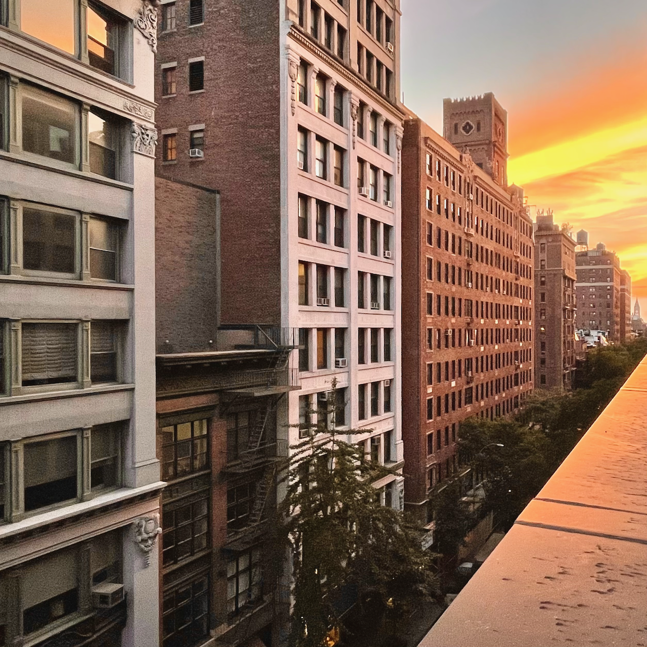 35 East 10th Street, Unit 4J Manhattan, NY 10003 - Photo 14 of 19 a view of a building