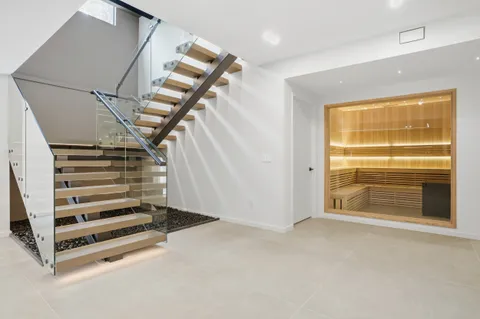 $5,695,888 | 6519 Brawner Street, McLean, VA 22101