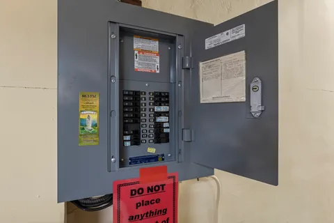 $300,000 | 21 State Street, Oil City, PA 16301