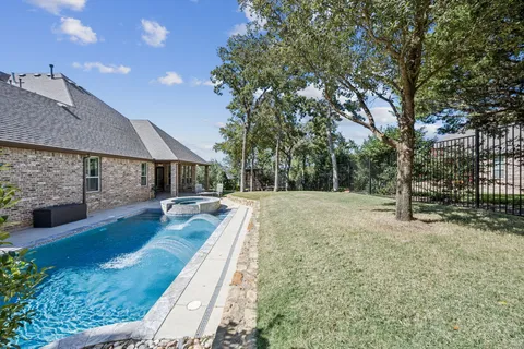 $1,200,000 | 9 Reading Court, Trophy Club, TX 76262