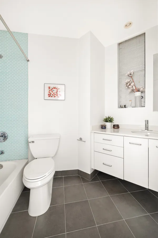 $720,000 | 195 Garfield Place, Unit 2S | Park Slope