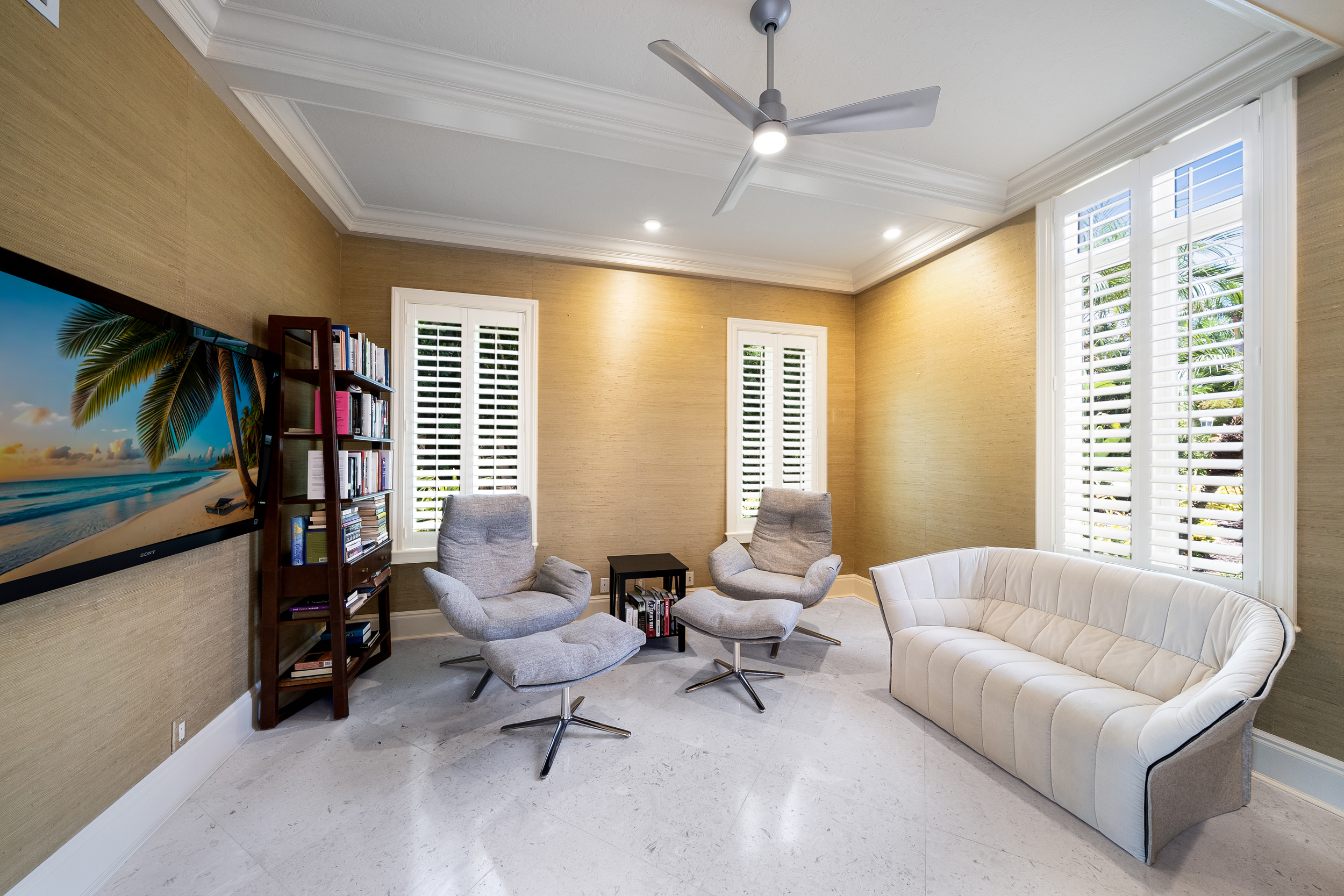 65 Lighthouse Point Drive Longboat Key, FL 34228 - Photo 11 of 57