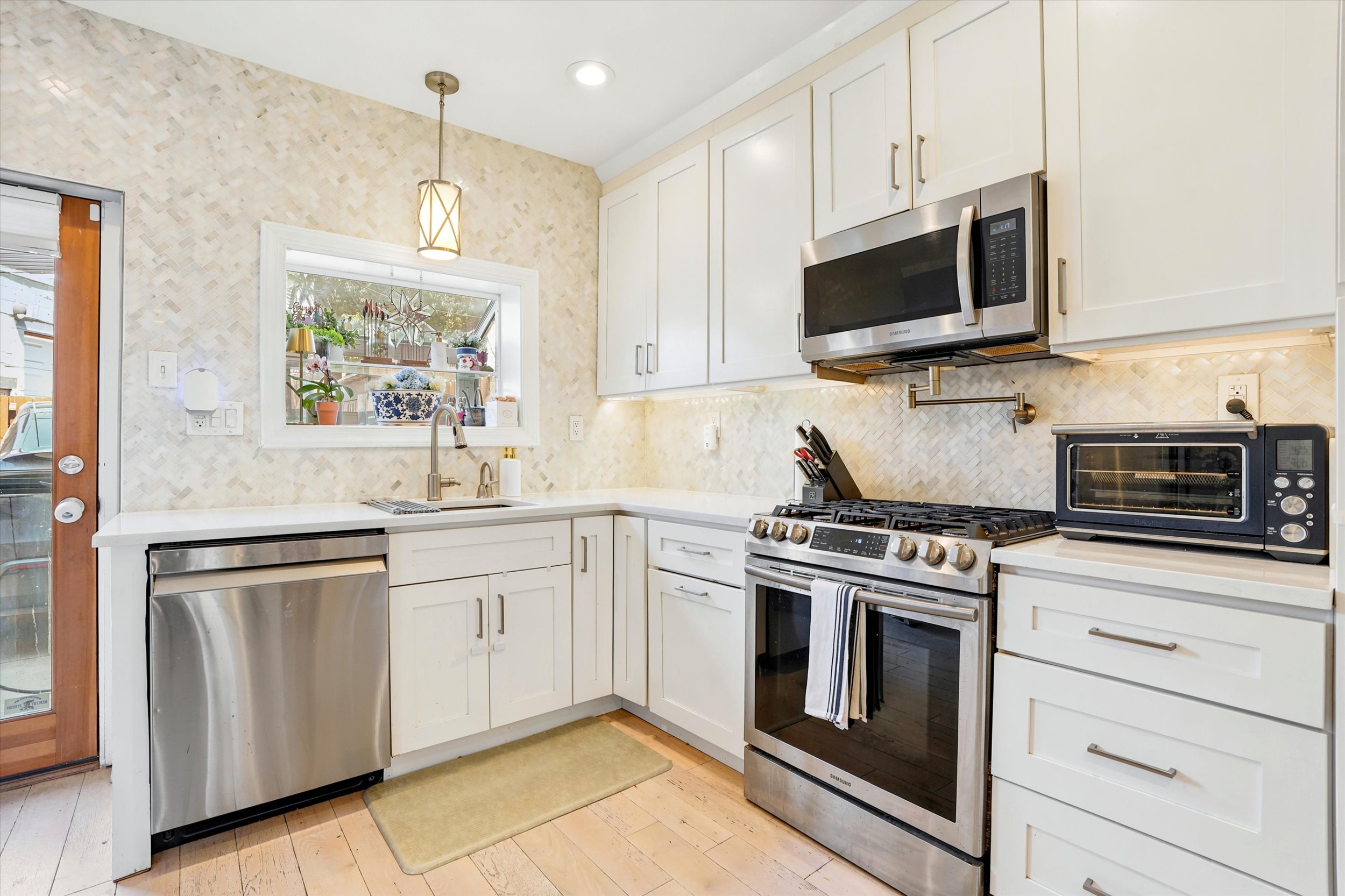 733 Ellsworth Street Philadelphia, PA 19147 - Photo 9 of 25