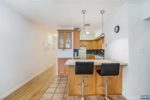 $350,000 | 6405 Boulevard East, Unit B2, West New York, NJ 07093