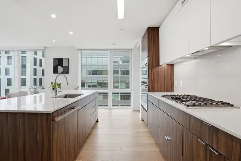 $875,000 | 37 L Street Southeast, Unit 902, Washington, DC 20003