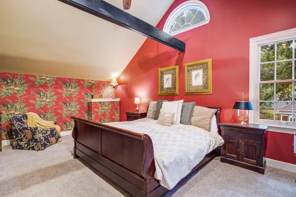 $1,395,000 | 105 Mill Valley Run, Lafayette, LA 70508