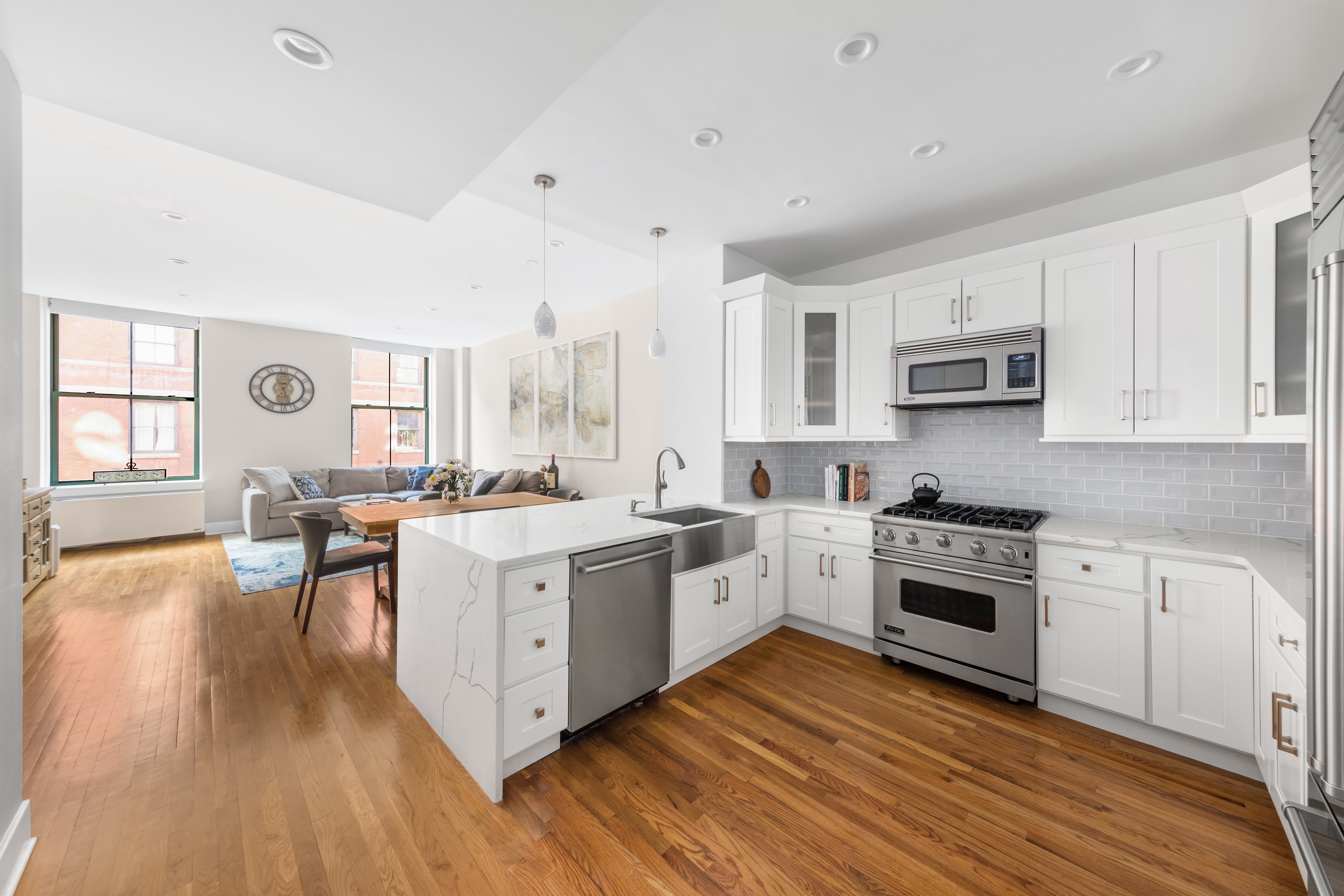 53 North Moore Street, Unit 3B Manhattan, NY 10013 - Photo 2 of 11