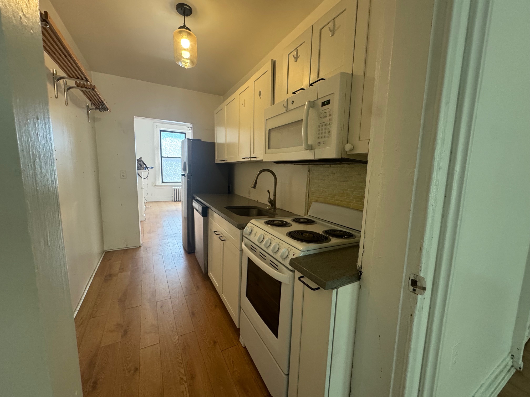 540 Clinton Avenue, Unit 2 Brooklyn, NY 11238 - Photo 4 of 9