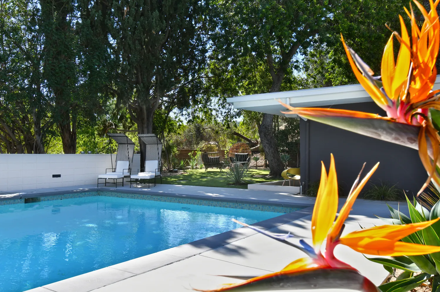 $3,025,000 | 20150 Delita Drive, Woodland Hills, CA 91364