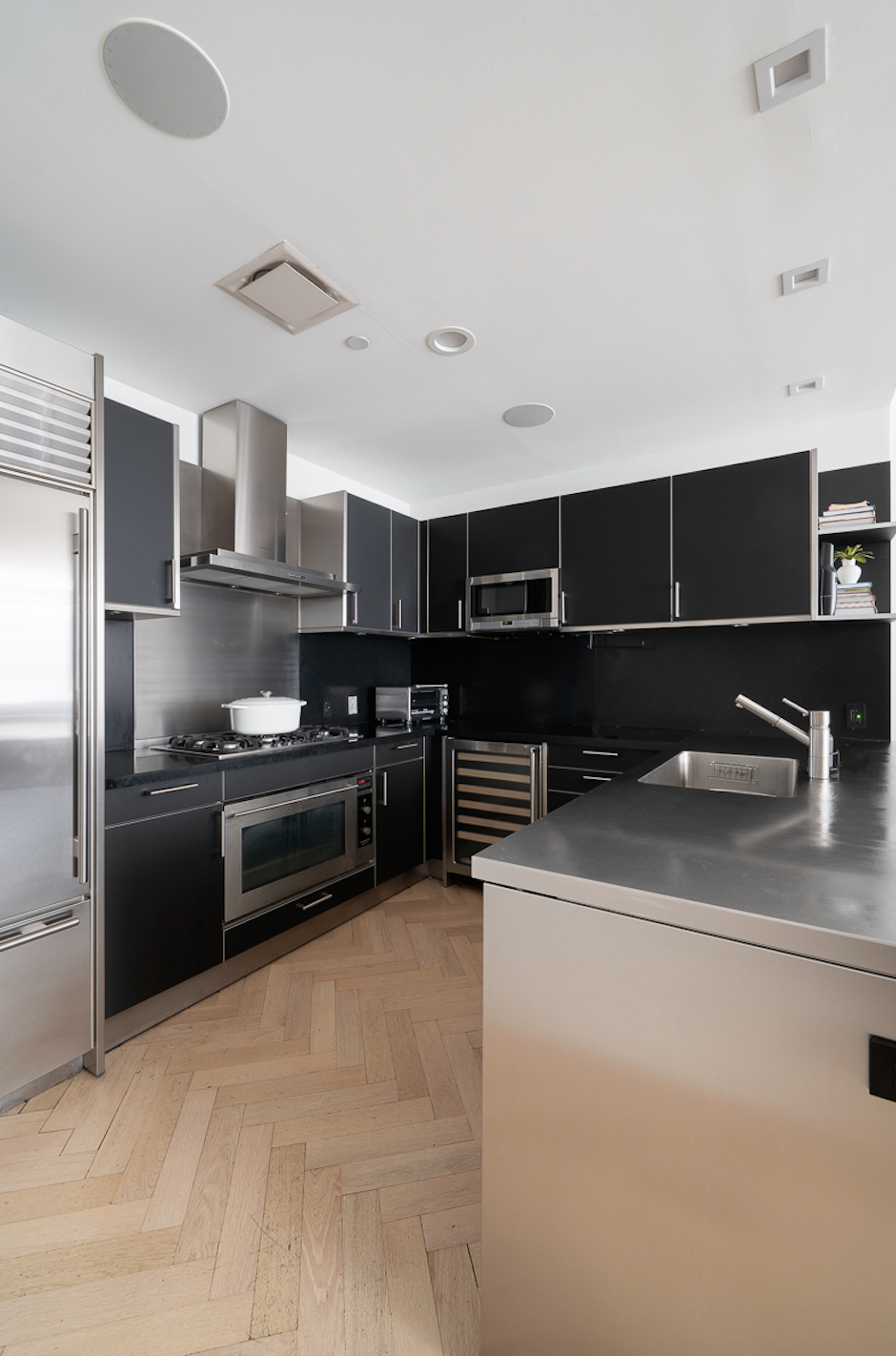 330 Spring Street, Unit 7C Manhattan, NY 10013 - Photo 6 of 10