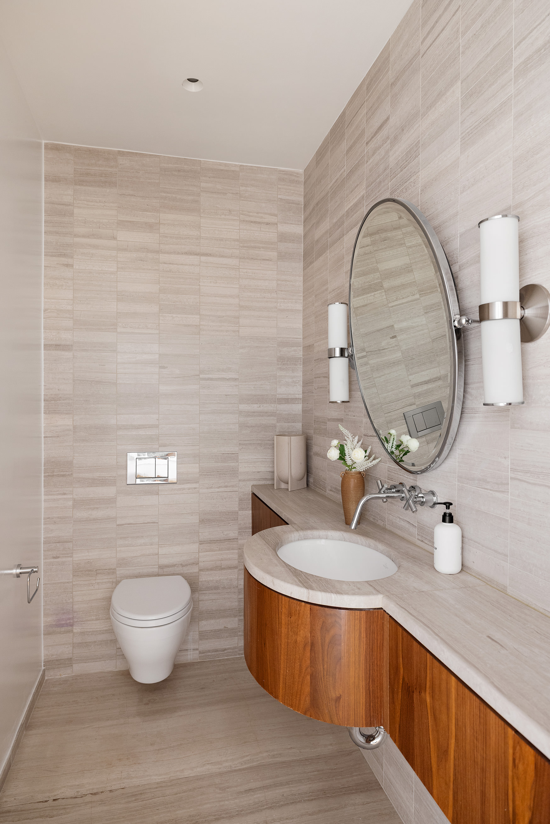 150 East 72nd Street, Unit 2N Manhattan, NY 10021 - Photo 19 of 20 Gallery Image 19