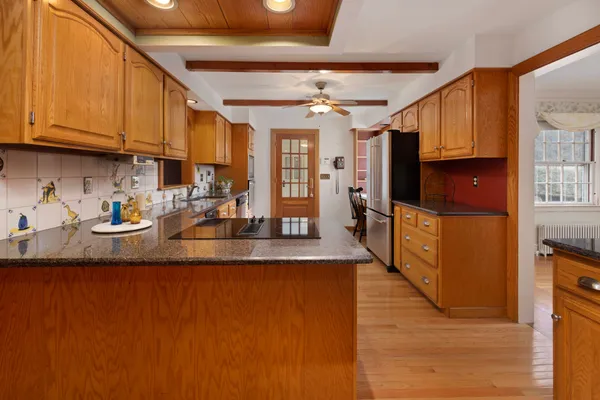 $1,495,000 | 555 Great Road, Lincoln, RI 02865