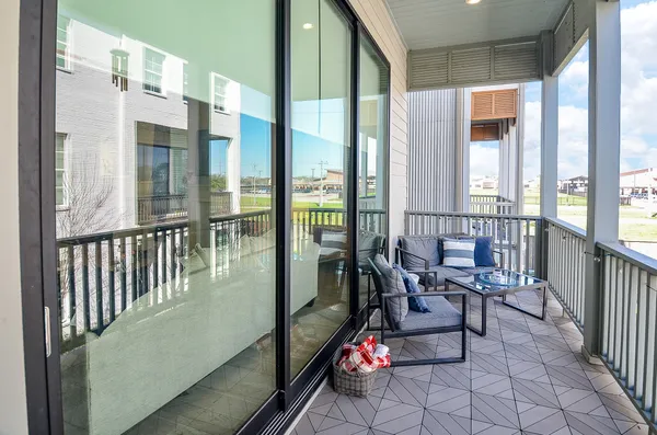 $529,000 | 2419 West Kolbe Lane, Houston, TX 77080