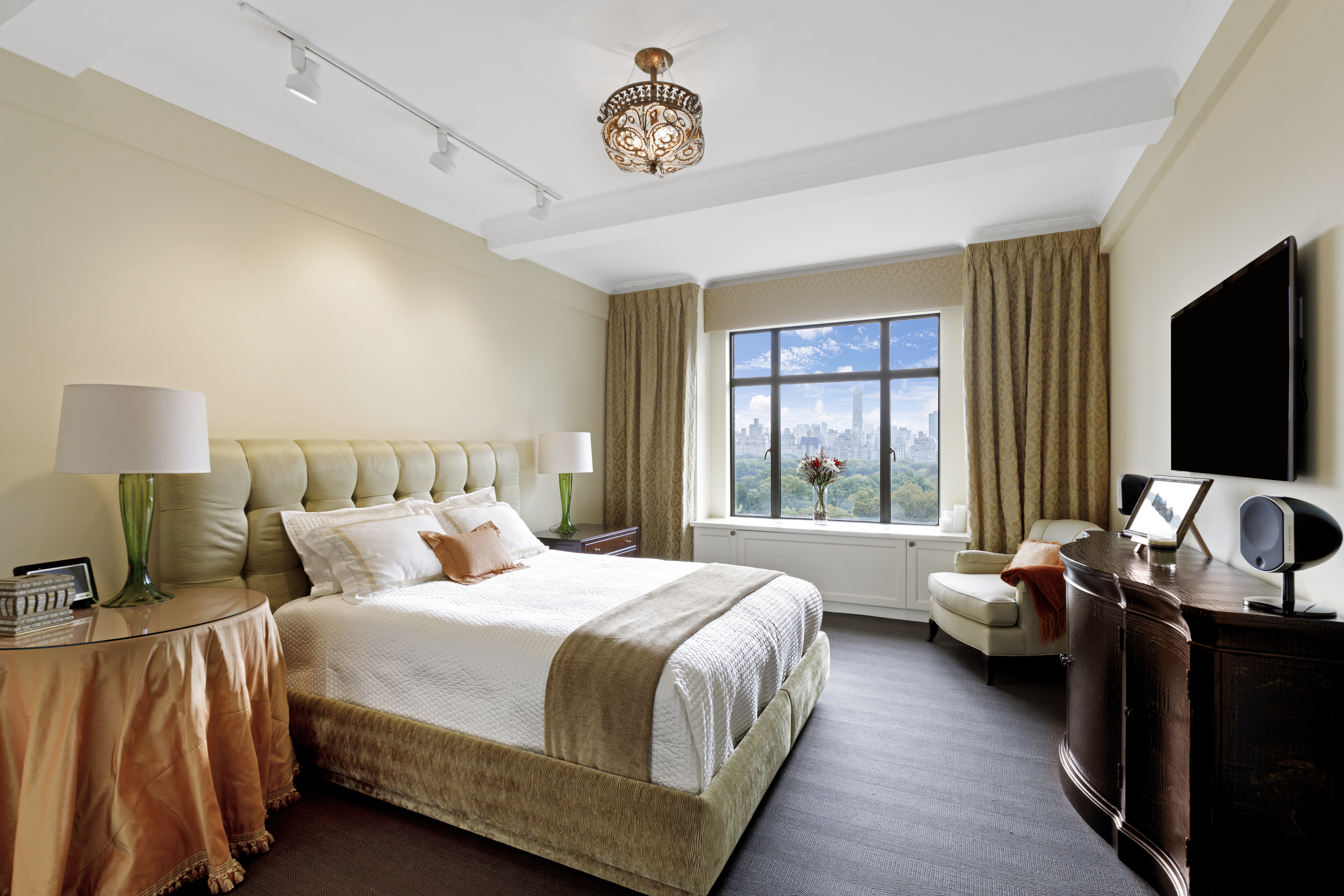 55 Central Park West, Unit 13E Manhattan, NY 10023 - Photo 7 of 26