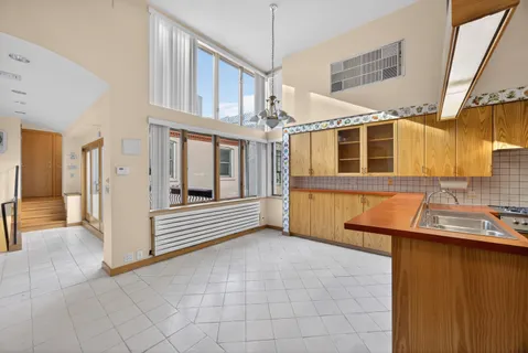 $12,500,000 | 132 Remsen Street, Unit 4 | Brooklyn Heights