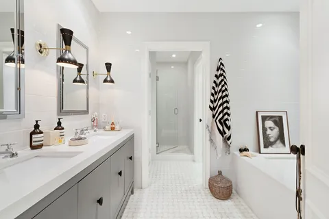 $6,500,000 | 115 Spring Street, Unit 2 | SoHo