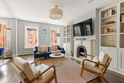 $1,650,000 | 143 Bergen Street, Unit 301 | Boerum Hill