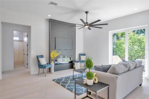 $975,000 | 4307 South Clark Avenue, Tampa, FL 33611