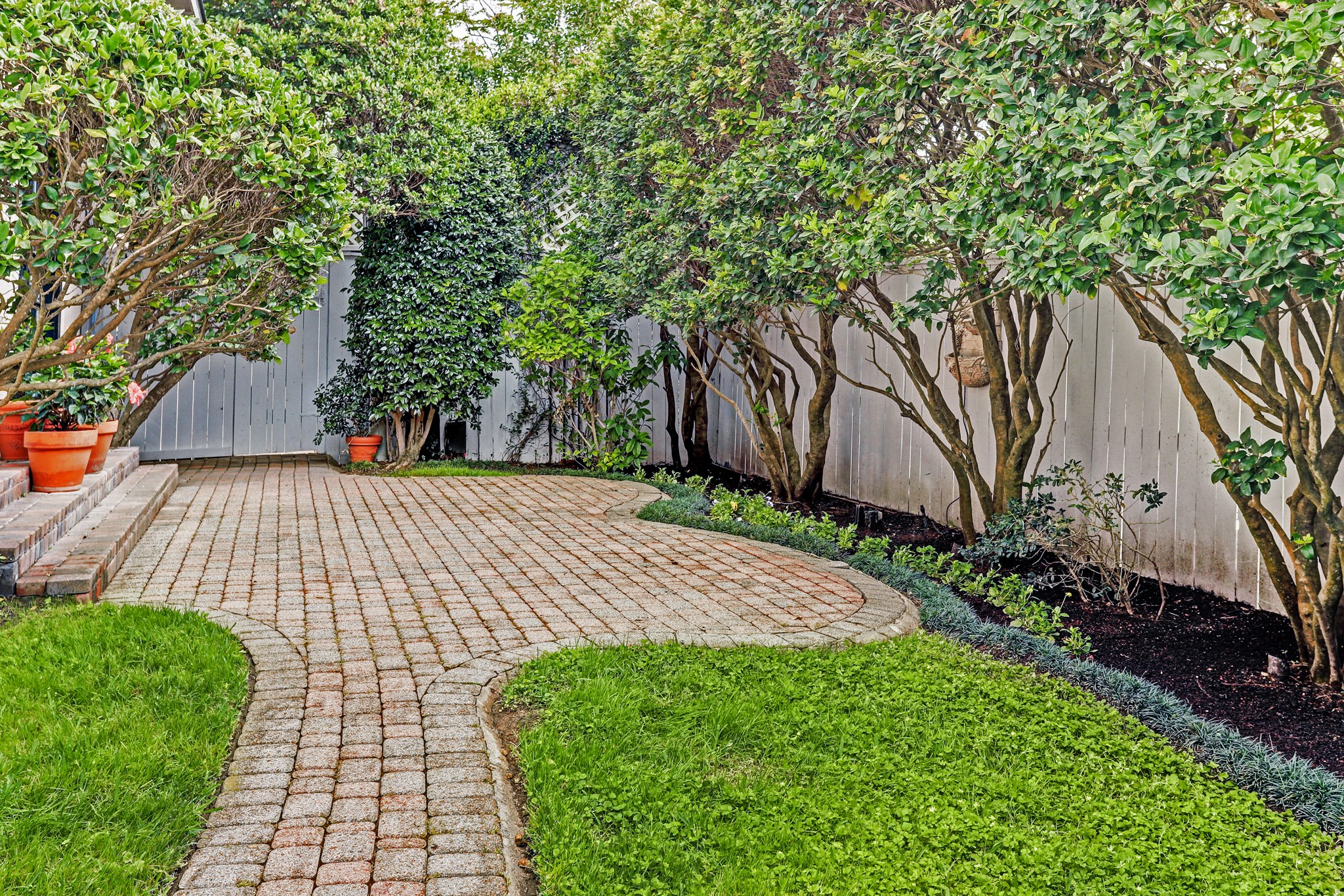 1207 Ripple Creek Drive Houston, TX 77057 - Photo 4 of 20