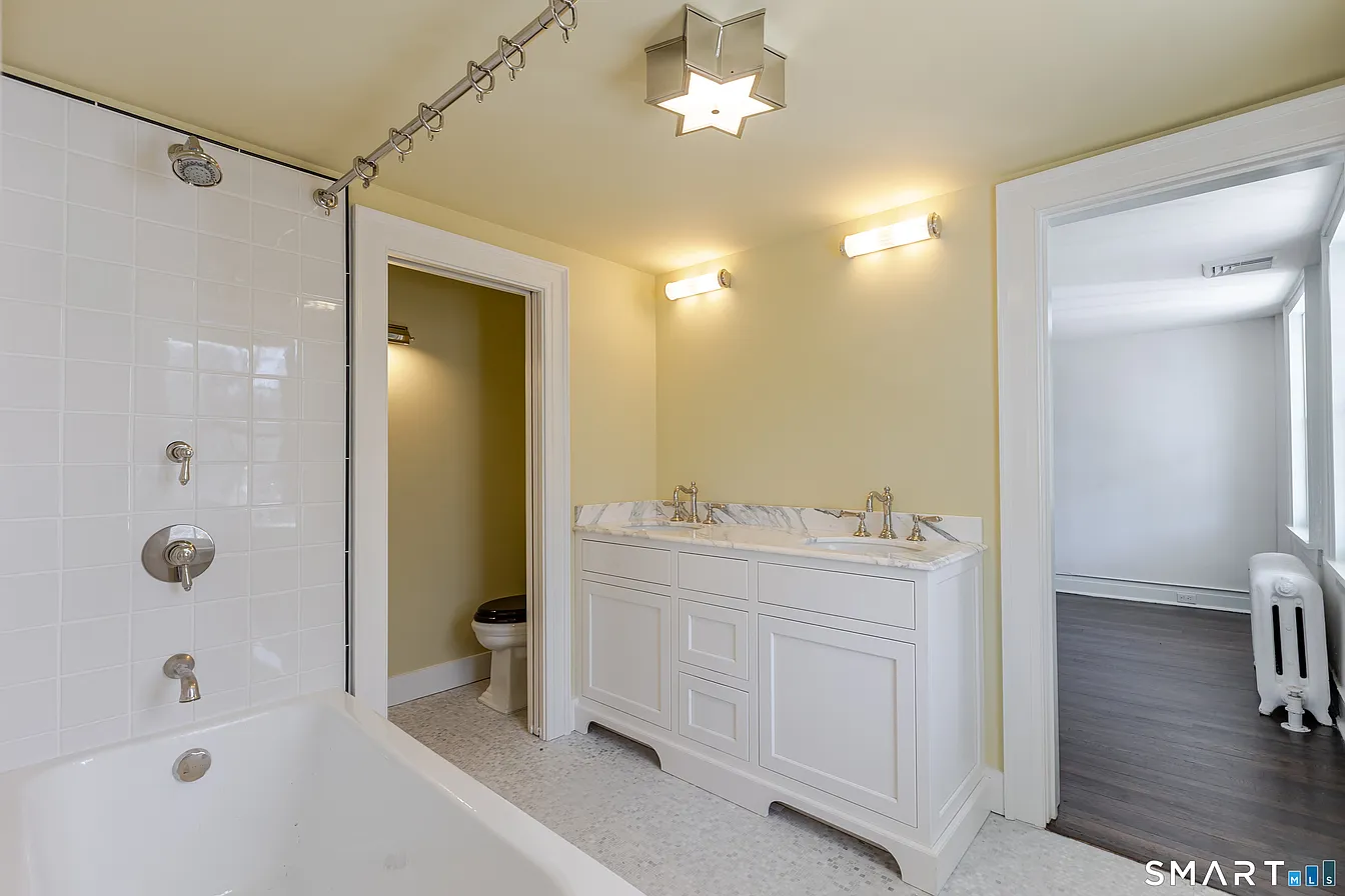 89 Chestnut Hill Road Wilton, CT 06897 - Photo 22 of 28