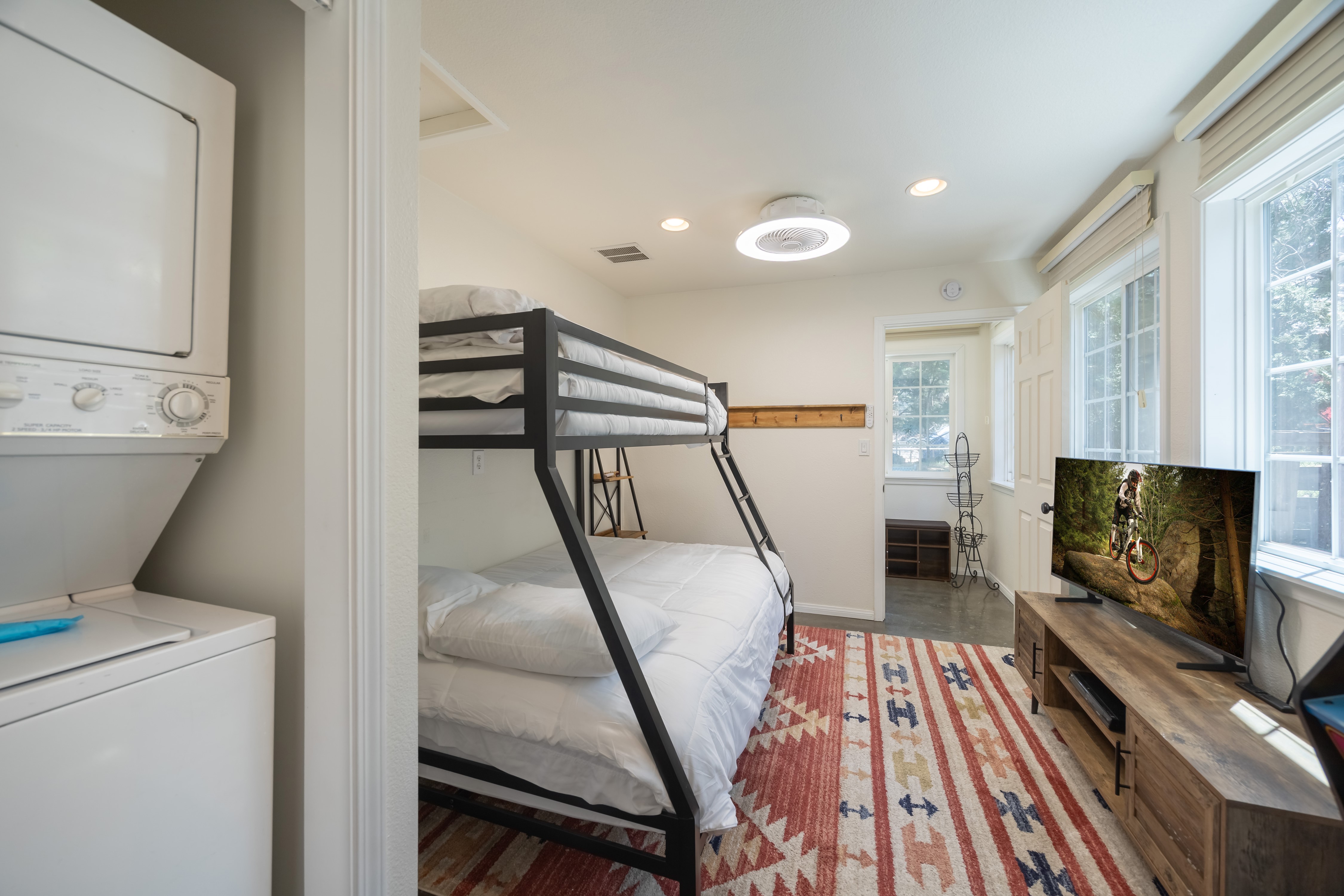 682 Maple Lane Sugarloaf, CA 92386 - Photo 26 of 36