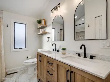 $499,900 | 10630 South Keeler Avenue, Oak Lawn, IL 60453