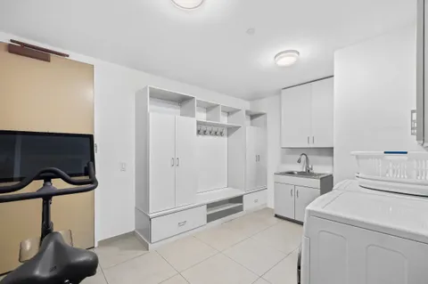 $6,250,000 | 1 West End Avenue, Unit 23A | Upper West Side