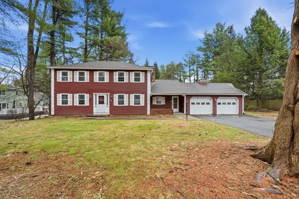 $585,000 | 52 Vicksburg Circle, Holden, MA 01520