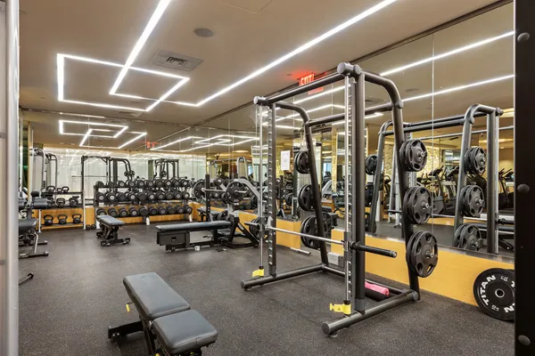 $1,100,000 | 200 East 94th Street, Unit 1412 | Upper East Side