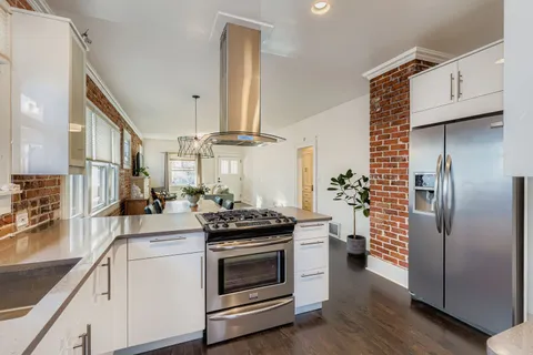 $1,025,000 | 2218 Cherry Street, Denver, CO 80207