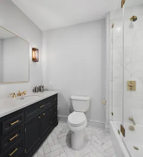 $1,450,000 | 426 West Broadway, Unit 3D | SoHo