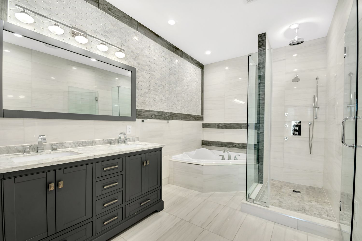 Zak Resnick, Real Estate Agent Compass