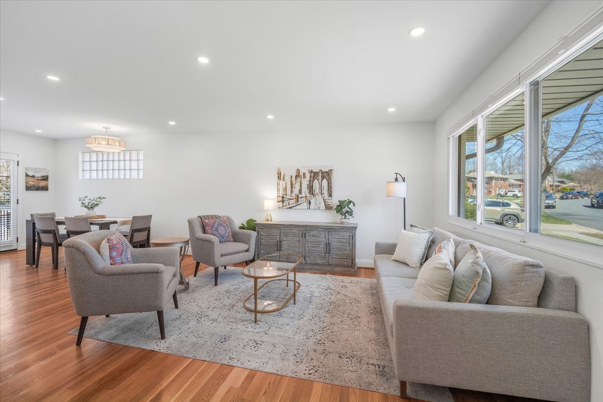 10302 Conover Drive Silver Spring, MD 20902 - Photo 4 of 39