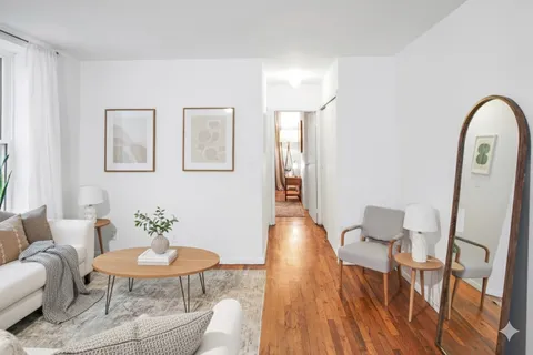$639,000 | 355 St Johns Place, Unit 2B | Prospect Heights