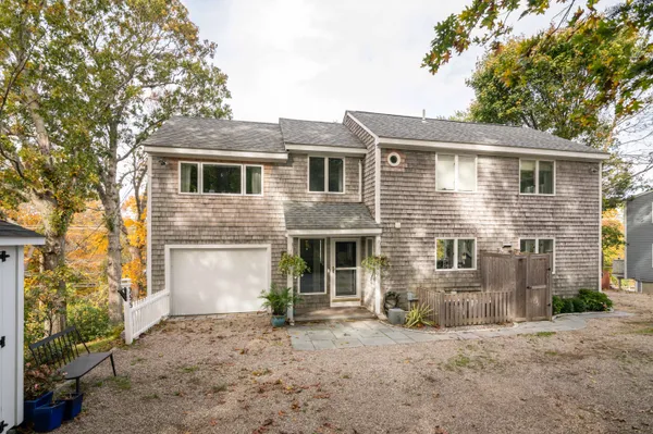$1,250,000 | 255 Elm Street, Marshfield, MA 02050