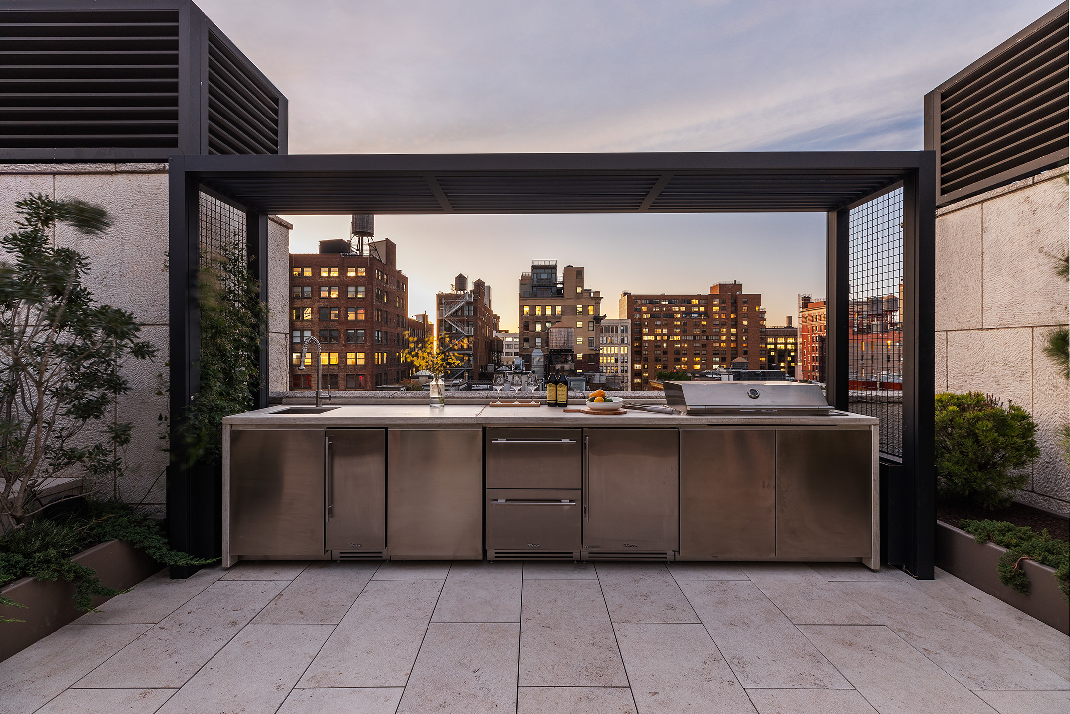 25 Bond Street, Unit PHW Manhattan, NY 10012 - Photo 32 of 34 a large white kitchen with a large window and double vanity