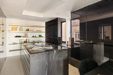 $18,900,000 | 230 Central Park South | Central Park South