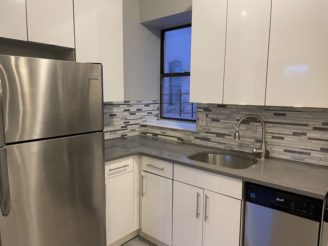 1280 Dean Street, Unit 4D Brooklyn, NY 11216 - Photo 3 of 8