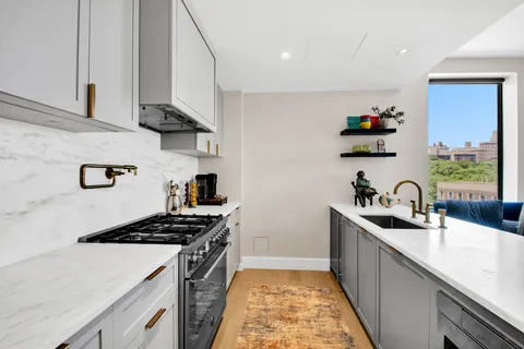 $2,590,000 | 310 West 113th Street, Unit PH801 | Harlem