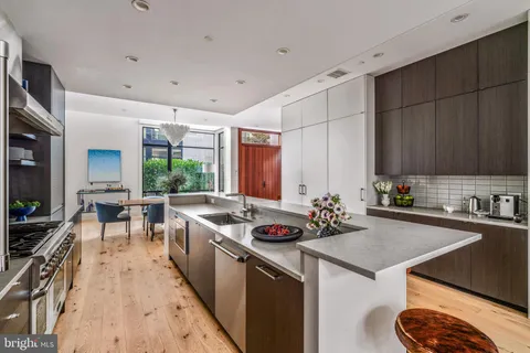 $3,975,000 | 249 South 24th Street, Unit H, Philadelphia, PA 19103