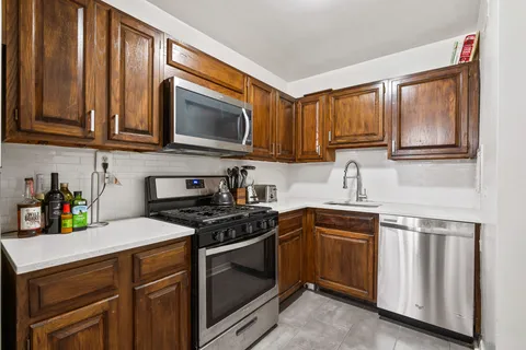 Contact Agent | 3000 Spout Run Parkway, Unit Undisclosed, Arlington, VA 22201