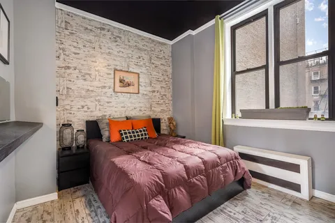 $4,250 | 266 West 22nd Street, Unit 1 | Chelsea