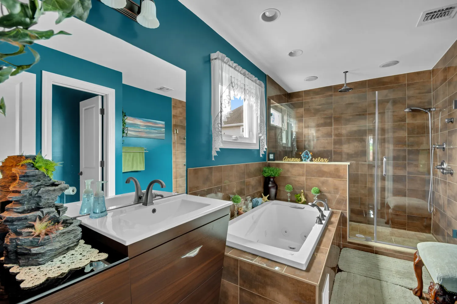 $1,495,000 | 909 Jewett Avenue | Westerleigh