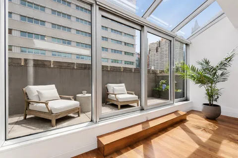 $3,850,000 | 52 Thomas Street, Unit PHB | TriBeCa