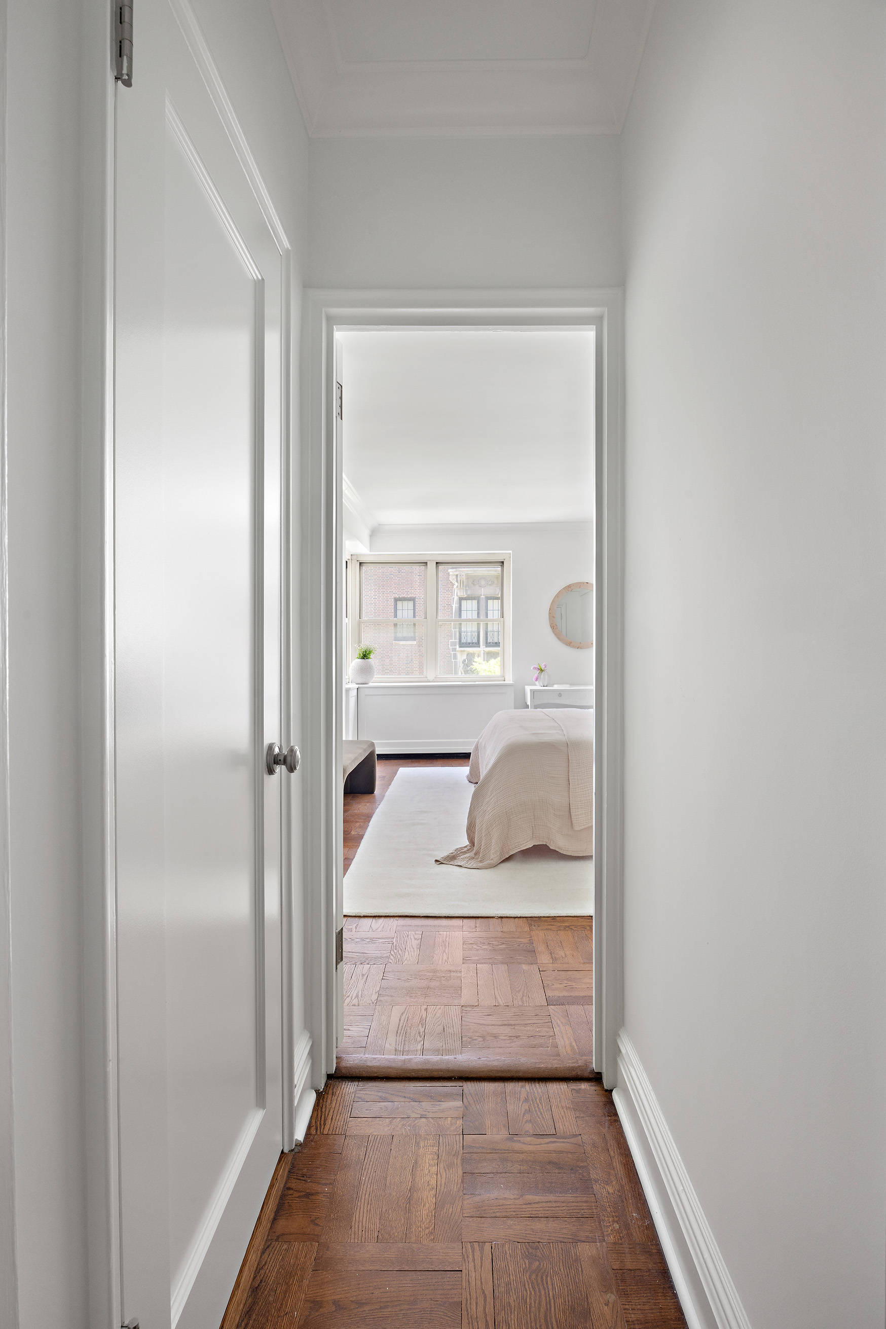 710 Park Avenue, Unit 6D Manhattan, NY 10021 - Photo 12 of 25 Gallery Image 12