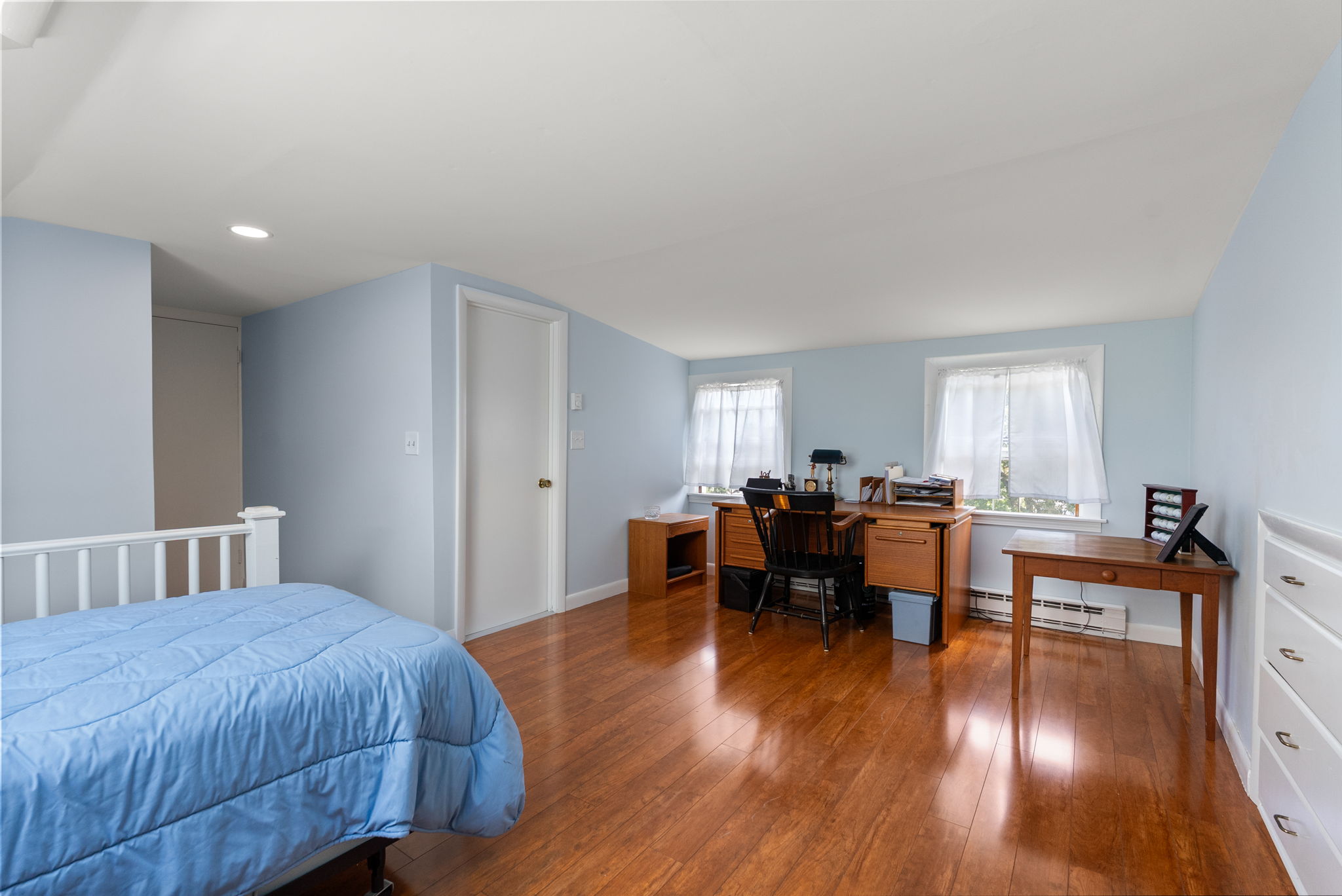 11 Hillcrest Road Marblehead, MA 01945 - Photo 28 of 42 Gallery Image 28