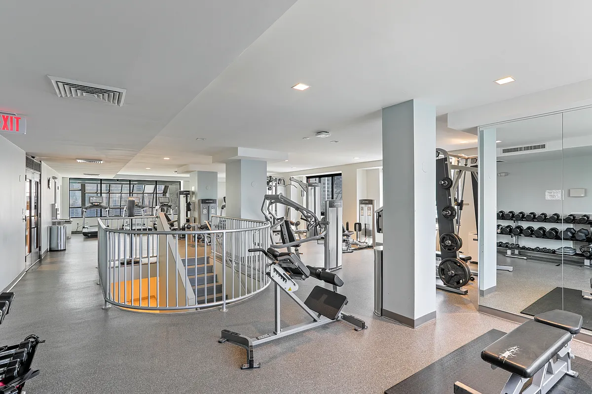 200 Rector Place, Unit 18F Manhattan, NY 10280 - Photo 9 of 14 Gallery Image 9