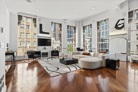 $1,350,000 | Sixth Avenue, San Diego, CA 92101