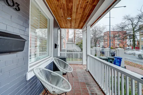 $1,600,000 | 1003 P Street Northwest, Washington, DC 20001