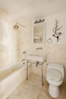 $2,100,000 | 353 3rd Street, Unit 1B | Park Slope